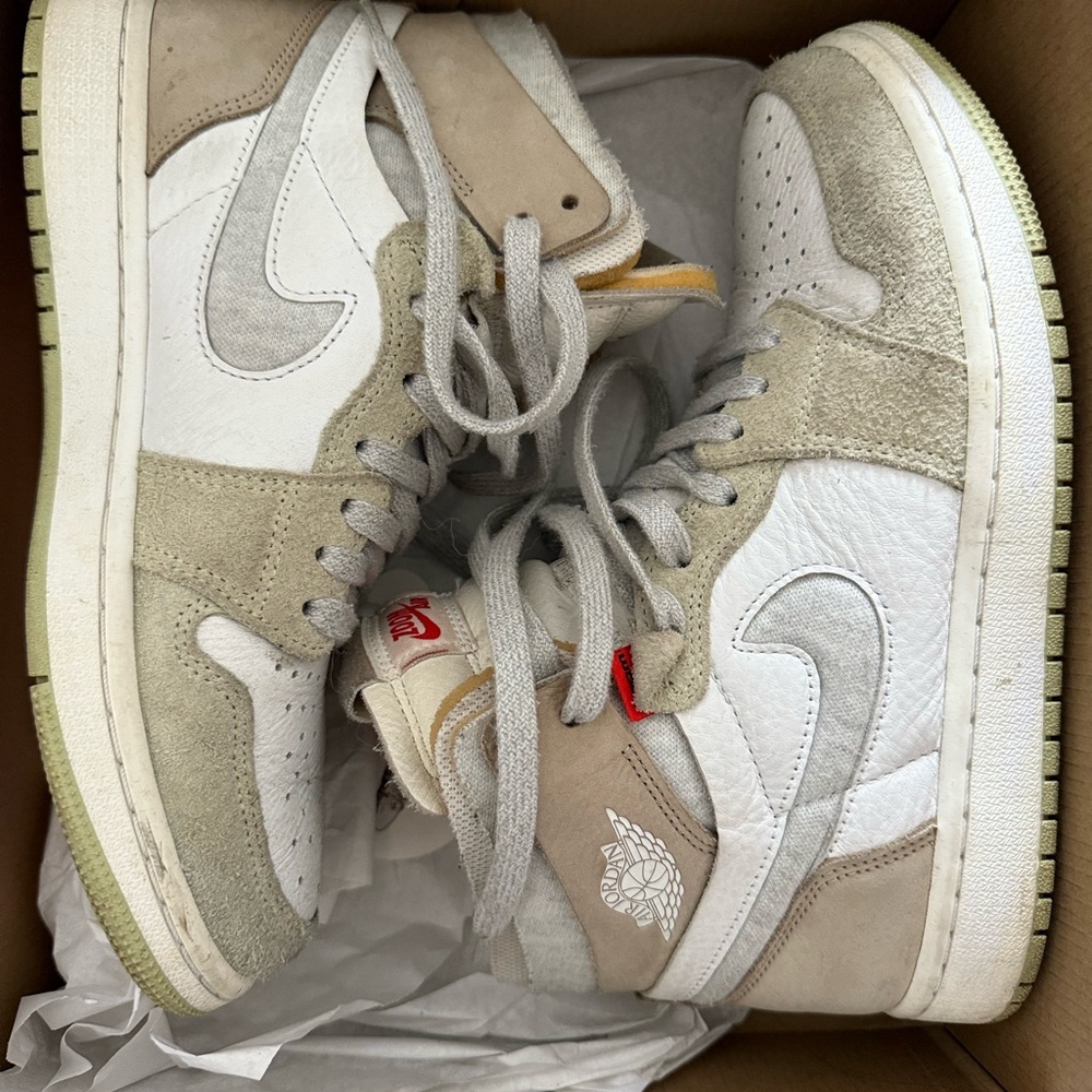Jordan 1 Olive Aura